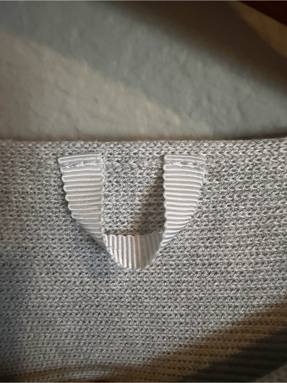 Lululemon Forward Flow Cape BOOLUX O/S Silver Flow Alpine White - Picture 6 of 6
